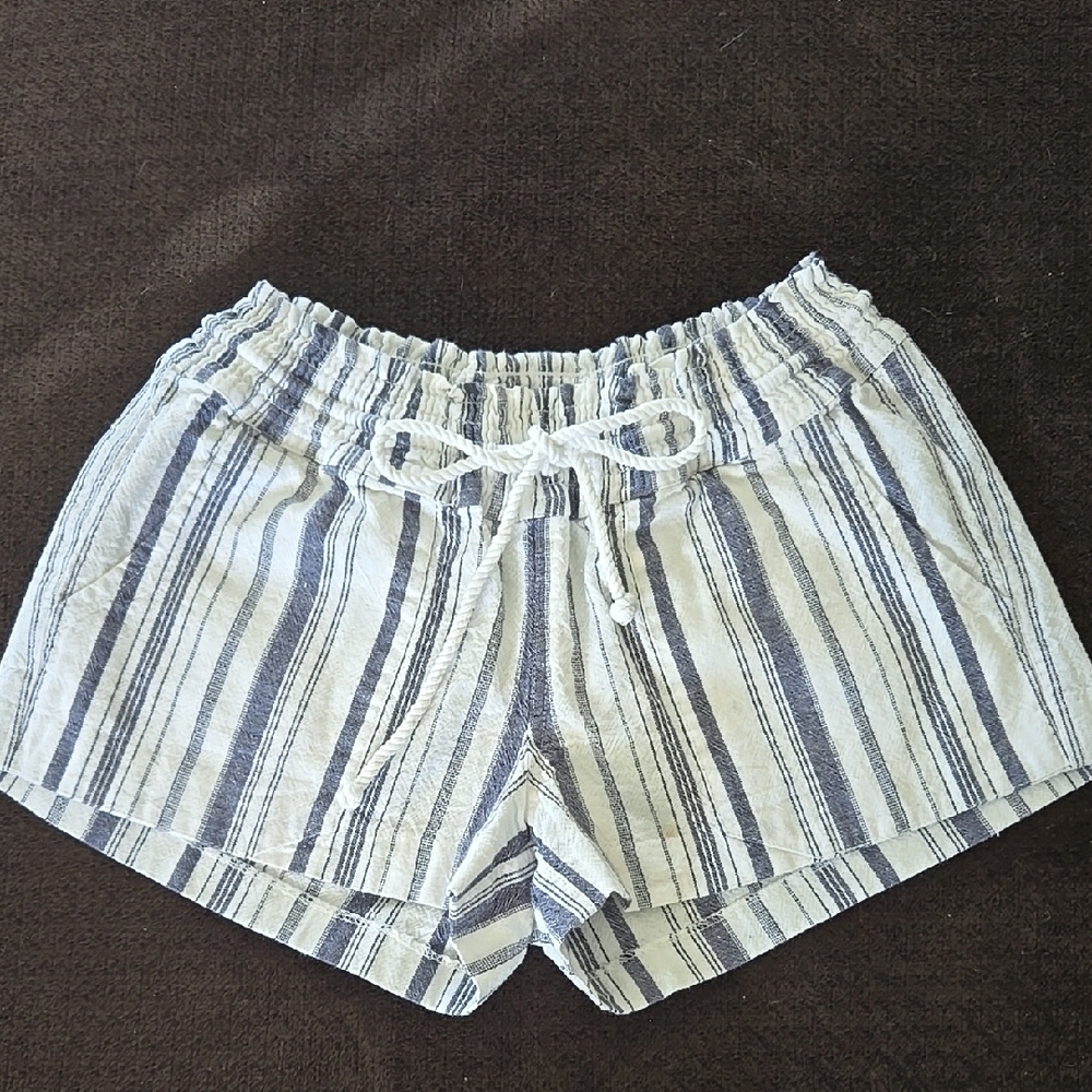 ROXY Striped Gray and White Women's Shorts